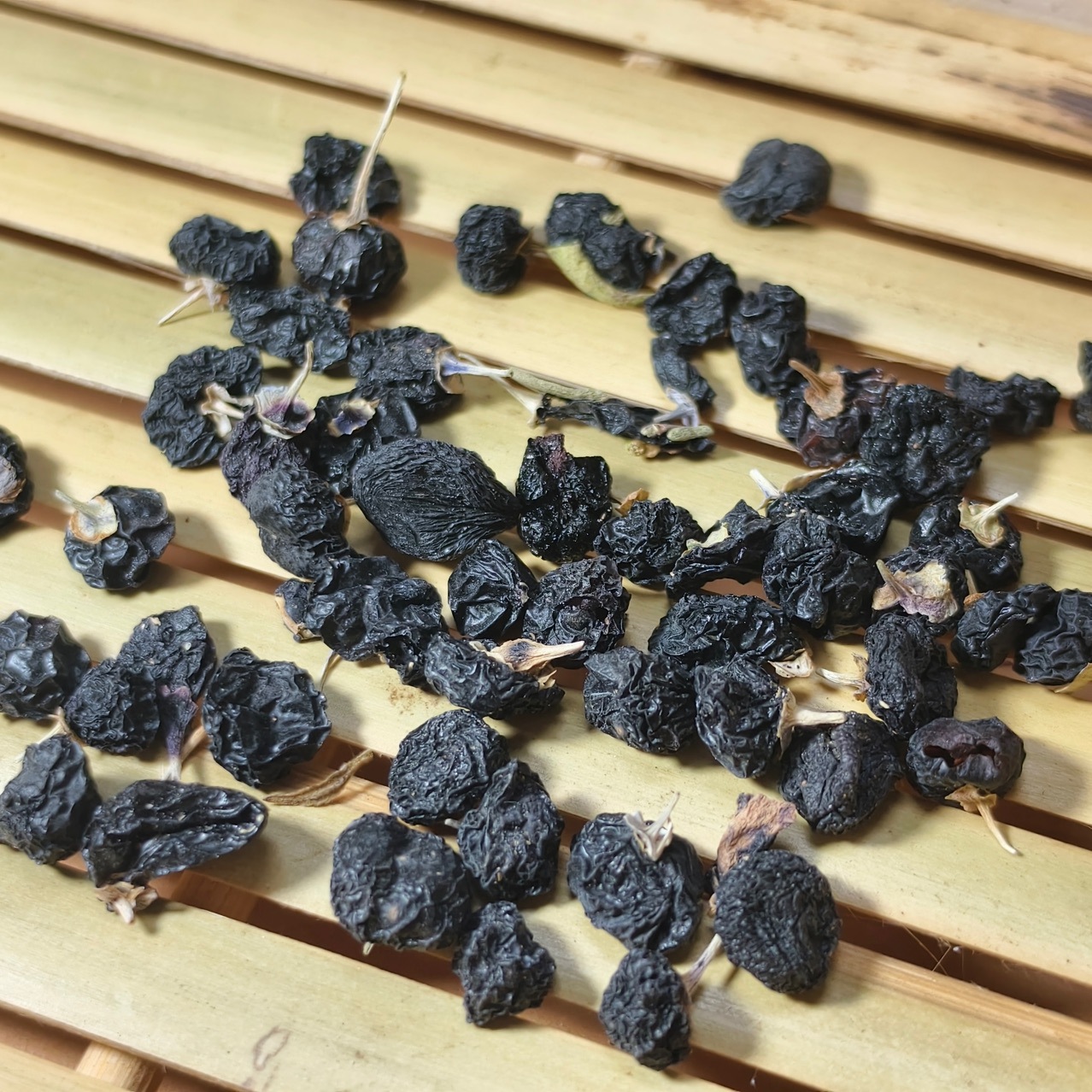 黑枸杞青海产地货源 中药材批发 规格齐全 量大价优