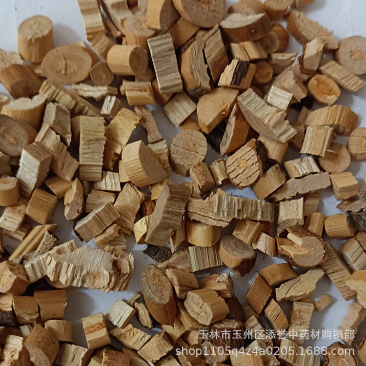 去皮桂枝 柳桂 肉桂的嫩枝 晒干切片广西中药材批发市场一公斤 件